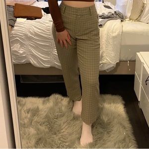 DONATING SOON- Aritzia Wilfred Tie-Front Pants 🤍💚
